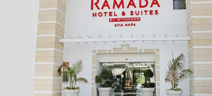 Zdjęcie 2: Ramada Hotel & Suites
